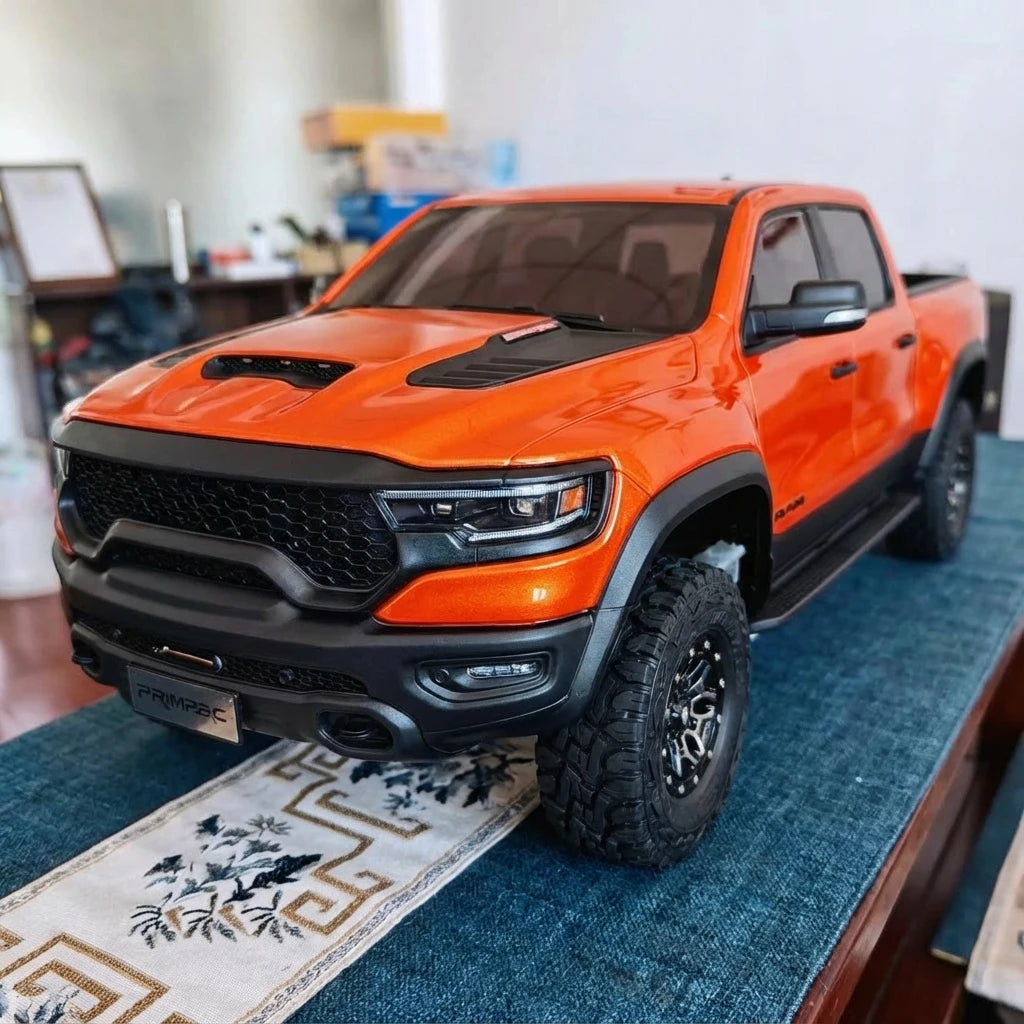 TRACTION HOBBY 1/8 TRX 1500 short-track model RC controlled electric 4wd off-road crawler truck