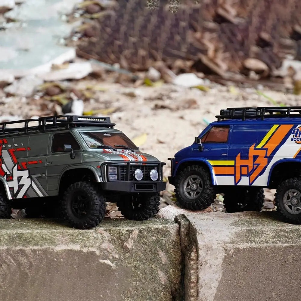 1/18 CR18P EVO V2 RC 4WD Van Brushed Simulation Crawler RTR with Controllable LED Lights Electric Rocking Toy Truck