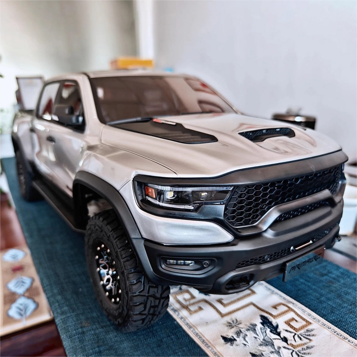 TRACTION HOBBY 1/8 TRX 1500 short-track model RC controlled electric 4wd off-road crawler truck