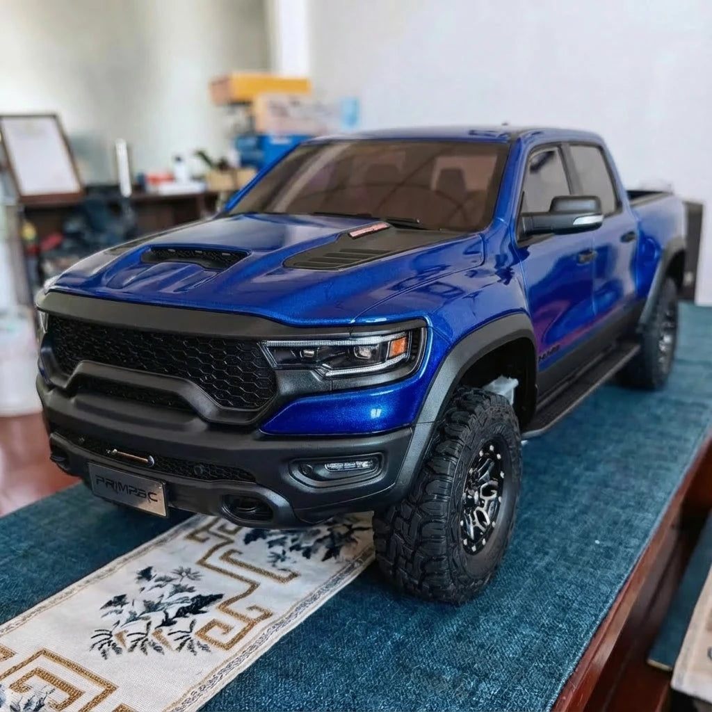 TRACTION HOBBY 1/8 TRX 1500 short-track model RC controlled electric 4wd off-road crawler truck