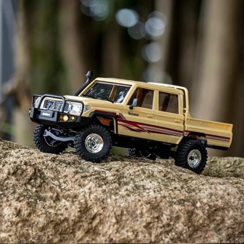 UDIRC UCX1801 PRO RC Car 1/18 4WD Brushless Simulation RC Off-Road Pickup Truck Electric Remote Control Cars Model Toy Gift LC79